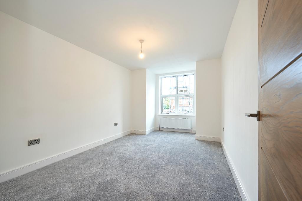 5 Bedroom SemiDetached For Sale in Heyes Lane, Timperley, Cheshire