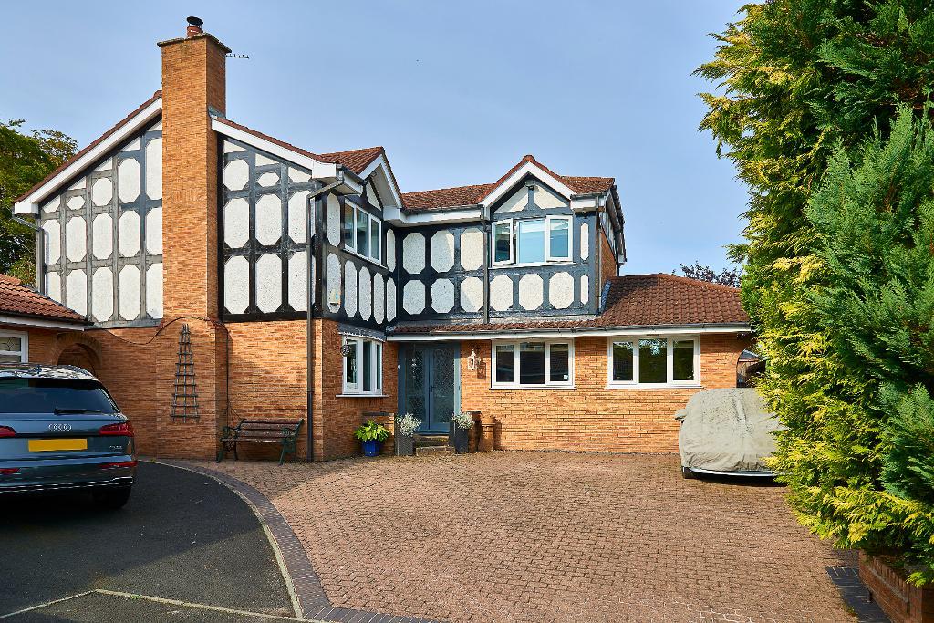 Hendham Drive, Altrincham, WA14 4LY