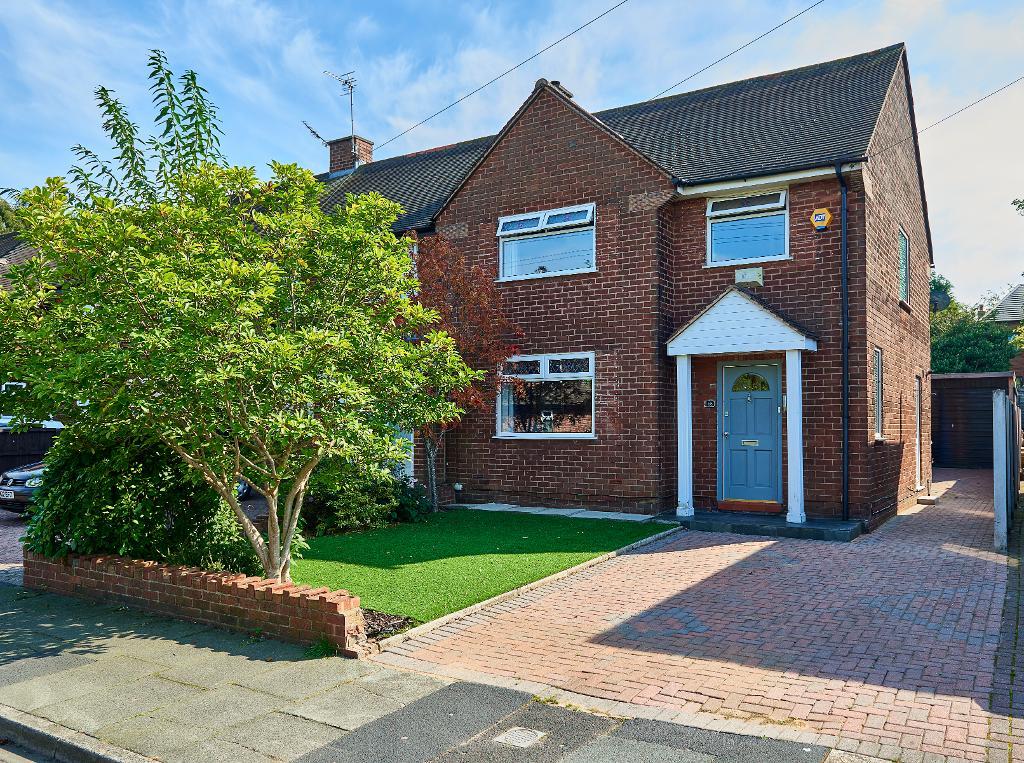3 Bedroom End Terraced For Sale in Old Meadow Lane, Hale, WA15 8JY