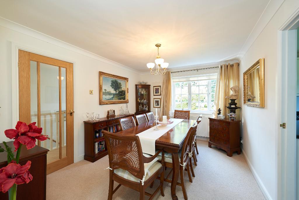 3 Bedroom Flat For Sale in Grey Road, Altrincham, WA14 4AT Jackson Maunders Estate Agents in