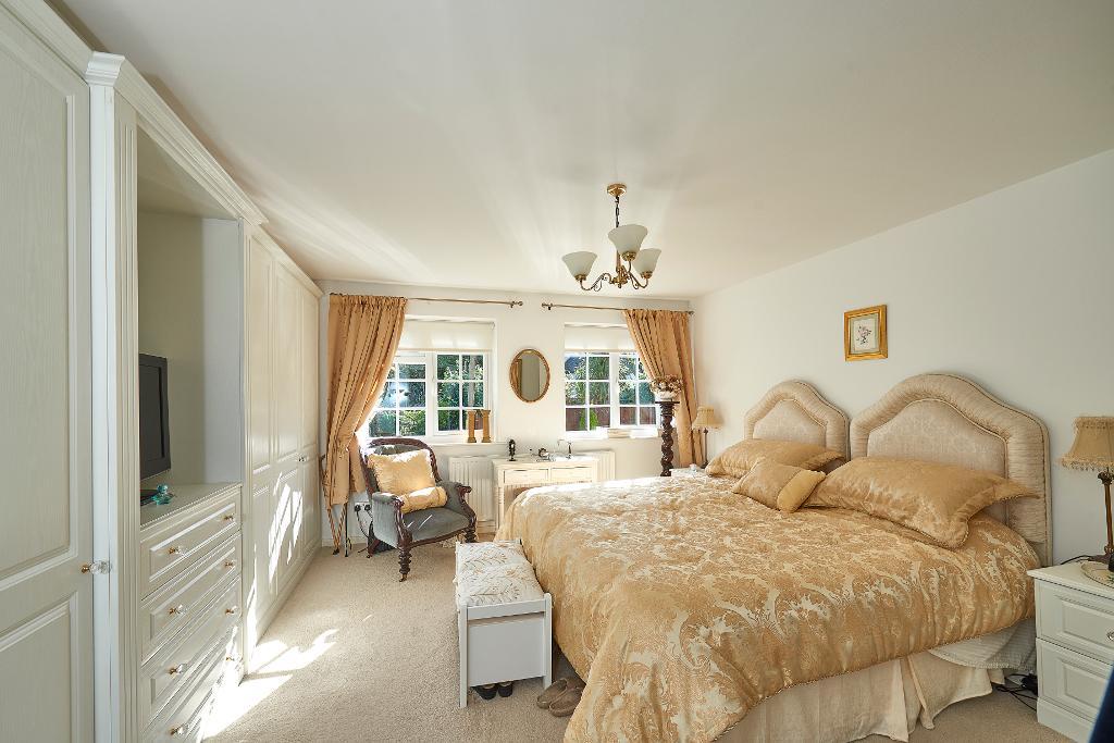 3 Bedroom Flat For Sale in Grey Road, Altrincham, WA14 4AT Jackson Maunders Estate Agents in