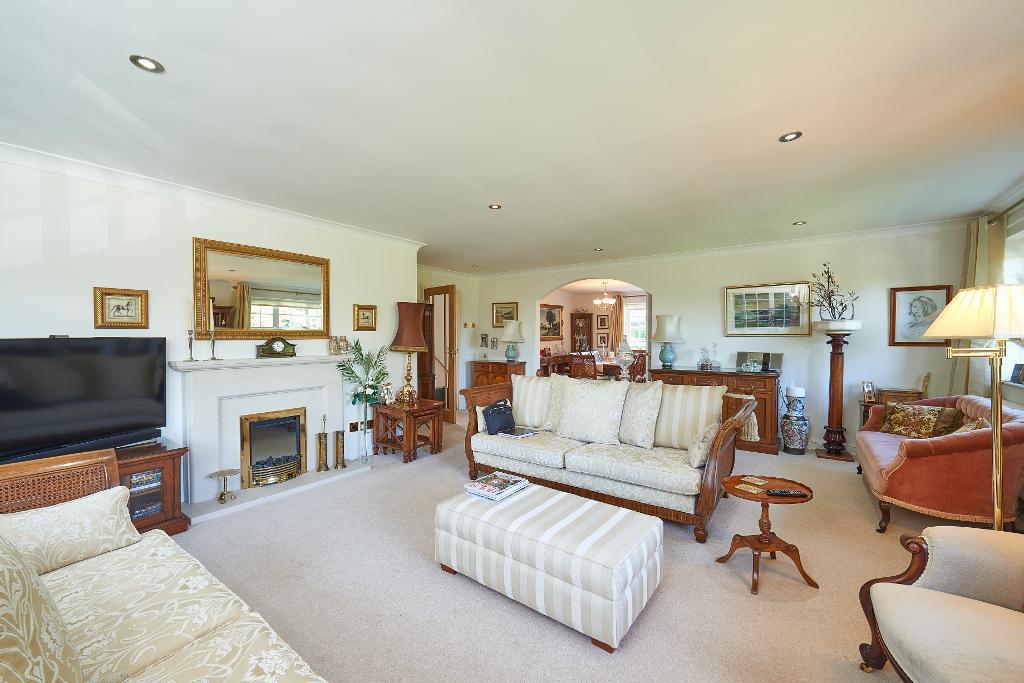 3 Bedroom Flat For Sale in Grey Road, Altrincham, WA14 4AT Jackson Maunders Estate Agents in