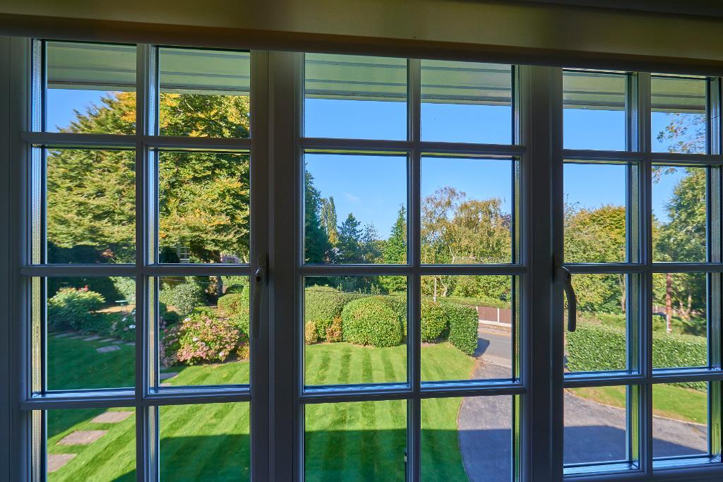 3 Bedroom Flat For Sale in Grey Road, Altrincham, WA14 4AT Jackson Maunders Estate Agents in