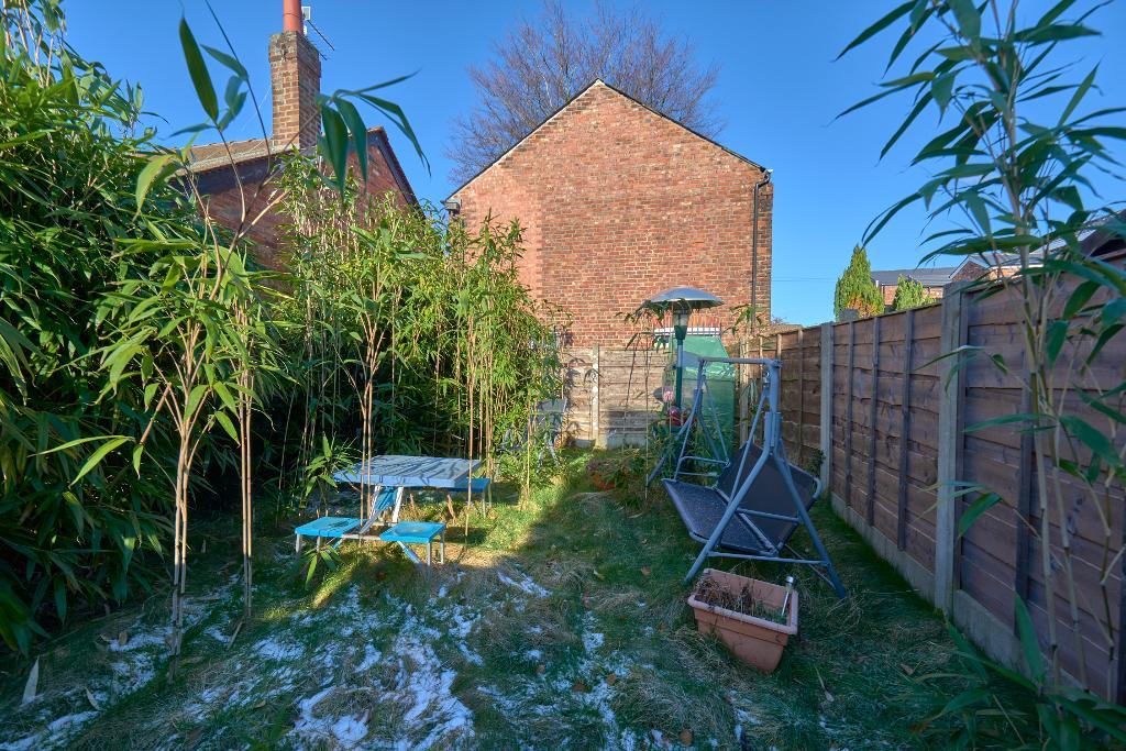 2 Bedroom SemiDetached For Sale in Northenden Road, Sale, M33 2JB