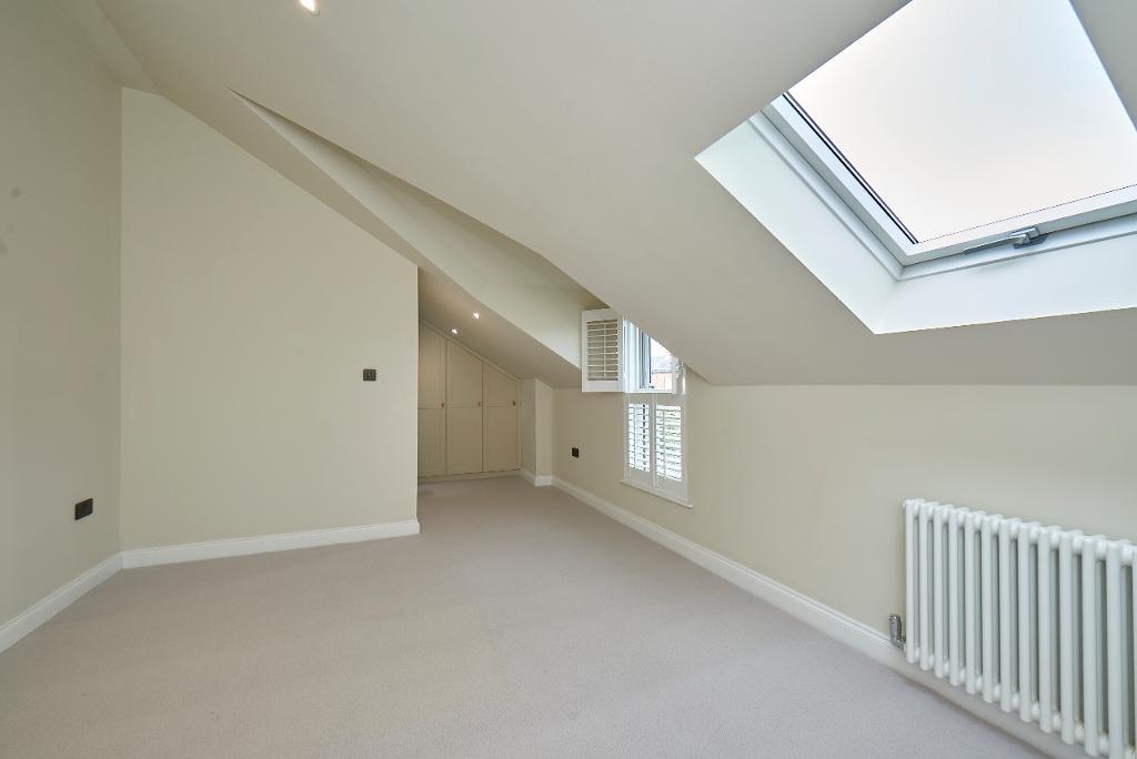 5 Bedroom SemiDetached For Sale in Orchard Road, Altrincham, WA15 8EY