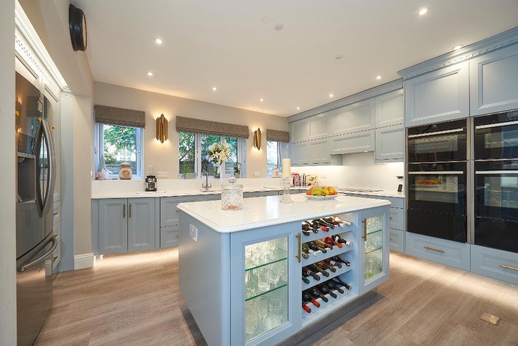 4 Bedroom Detached For Sale in Seddon Road, Hale, WA14 2UH Jackson