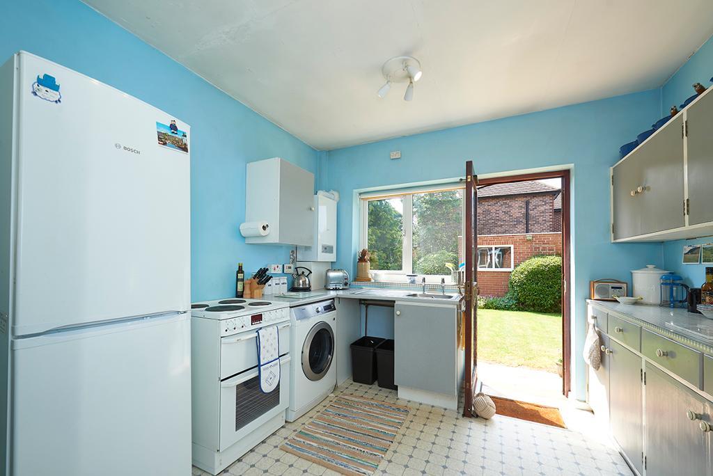 3 Bedroom Detached For Sale in Winchester Road, Urmston, Manchester