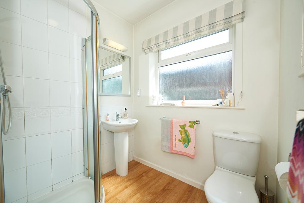 3 Bedroom Detached For Sale in Winchester Road, Urmston, Manchester